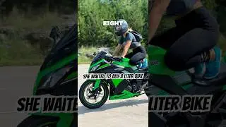 Она ждала, чтобы купить Liter Bike #gsxr1000 #zx6r #ninja300 #ninja400