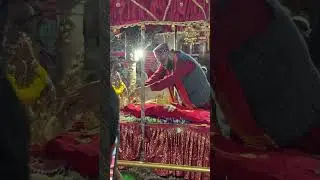 Jawala ji ki plangeri me Mata ji ka singar kerte hua dershan