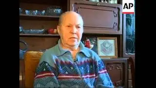 The children of a Soviet labour camp detainee are to sue the Russian govt