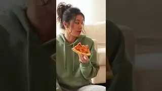 Smart Golden Retriever Rings Bell for a Slice of Pizza! 🍕🐶