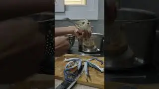 Crab cleaning (ഞണ്ട് )