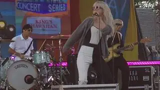 Paramore- Hard Times -Sound Check- (August 25th GMA)