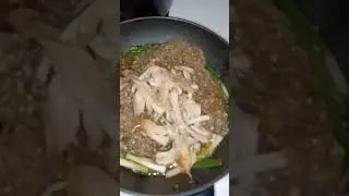 Made a quick and super simple #japchae. The kids loved it. I do not own the copyrights to the music.