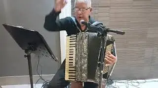 OS LEVITAS DE JESUS AO VIVO A B&Iacute;BLIA E O CELULAR 