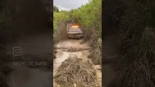 TR4 dando show no habitat natural dos Troller ! #offroad #4x4 #55garage #tr4