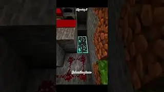 Minecraft Automatic Door Hack 😱 | Easy Redstone Trick #Shorts