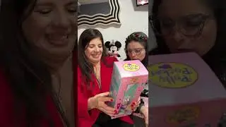 Hicimos un intercambio con regalos de broma y fue una noche muy divertida