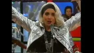 MARTA SÁNCHEZ - OLÉ OLÉ - La chica ye ye - Actuación en Club Disney - los 90
