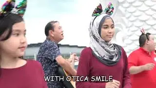 PSP Celebrates Christmas 2020 with the Otica Otter Mascot #ProgressSingaporeParty