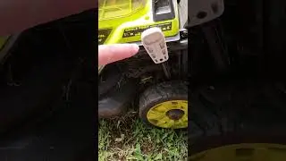 Clean Lines No Dust #lawn #trimmer #outdoors #asmr #aesthetic #howto #powertools #yardcleaning