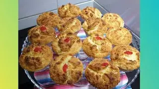 Queijadas de coco com queijo da ilha de São Jorge