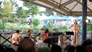 ウクピク２００９・栗コーダーカルテット「スリラー」