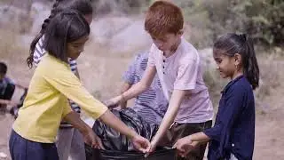 El nido evolucionado: Viviendo en el coraz&oacute;n de la naturaleza (Evolved Nest Film in Spanish)