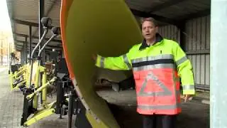 Onderweg met de strooiwagen