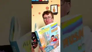 If you know you know 😂 #heartstopper #books #lgbtq #gay #bi #pride #reading #nickandcharlie