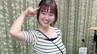 元NHK沖縄キャスター・竹中知華アナ、黒タイツで美脚透ける 膝上ミニスカコーデに「悶絶級のスタイル」「ドキッとした」と絶賛の声