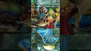 Metal dolls showpiece gift items