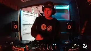 xtclvr @ 20ft Radio