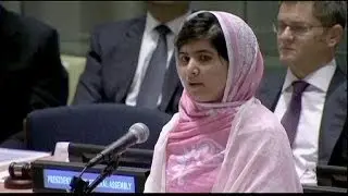 Pakistani teenage campaigner Malala wins EU human rights prize