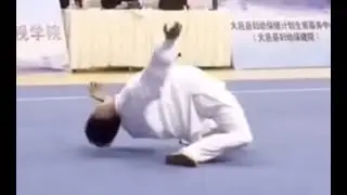 Drunken Style Kungfu Champion 醉拳全国冠军 地躺动作的新玩法！