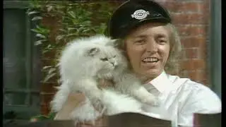 On The Buses Series 7 Episode 13 Gardening Time