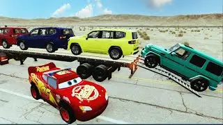 Flatbed Truck Mcqueen | Transportation with Truck - Pothole vs Car #19- Big & Small Cars vs Rainbow