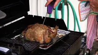 Cooking Safely: Using a Thermometer