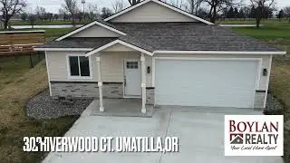 Stunning New Home Overlooking Big River Golf Course
