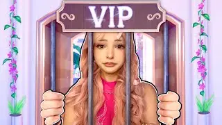 Одеваюсь, чтобы произвести впечатление, НО я *ЗАПОРОЖЕН* в VIP-КОМНАТЕ..