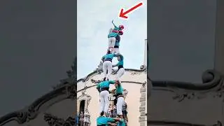 Ever heard 'human tower' ?🤔