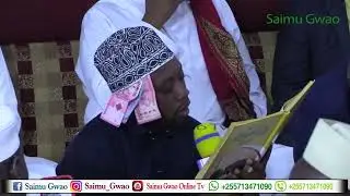 USTADH ADAMU ALIVYOSOMA MLANGO WA TATU KWA SAUTI YA HUZUNI SANAA HADHARA MAULID MASJID MANYEMA.