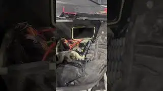BMW x5 F15 3.0d ECU location