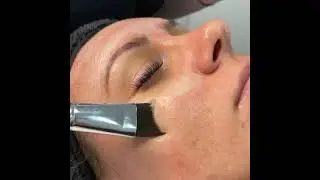 The Red Carpet Facial