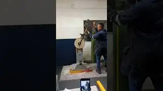 HOW TO SWING AND DROP HEAVY HAMMER IN PERFORMING FLEXION TOUGHNESS BAR TEST ON CHARPY IMPACT MACHINE