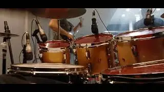 OPEN DRUM SOLO.  Pauloh #pearldrums #evansdrumheads #zildjiancymbals #mapexdrums #drummer 