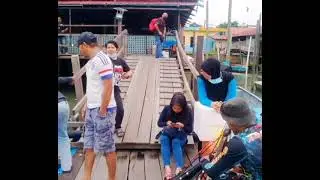 Rakit Merah ..Trip Noyee And Geng