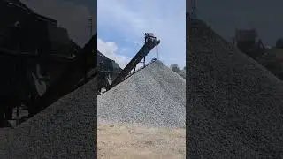 SBM~Crusher/ M&aacute;y nghiền
