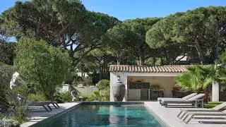 Contemporary provencal house by the sea