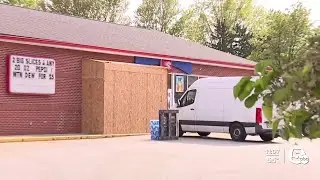 Stolen vehicle crashes into Mentor gas station in attempted ATM heist