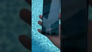 Samsung s21 ultra water test 🔥 It is so beautiful looks #shorts#samsungs21ultra