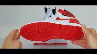 AIR JORDAN 1 RETRO HIGH OG 