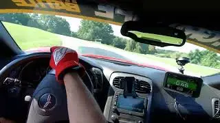 C6 Z06 Grattan Raceway 1:24.2 - 200TW Tires