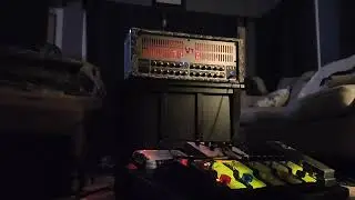 Atomic Amplifire 12 4CM Carvin V3 midi