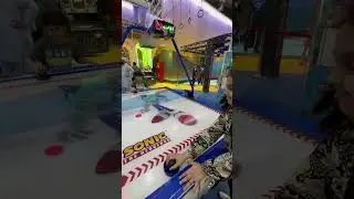 #airhockey #table #gameplay #entertainment #onederland #luckyonemallkarachi