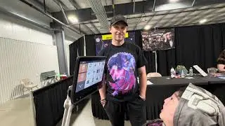 Ivan interviews Bryce Pinkham at Nashville Comic Con 2025