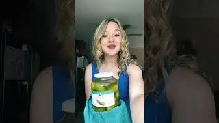 Лизун из солёного огурца