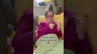 Keep calm keep crocheting
