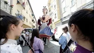 Burlatako erraldoien kalejira. Nafarroa.