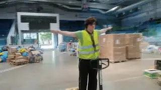 Warehouse workers of the Winter Stadium: Curse of the Instant Noodle boxes