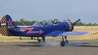 Як-52 / Jak-52 startup, takeoff and landing HA-CLV